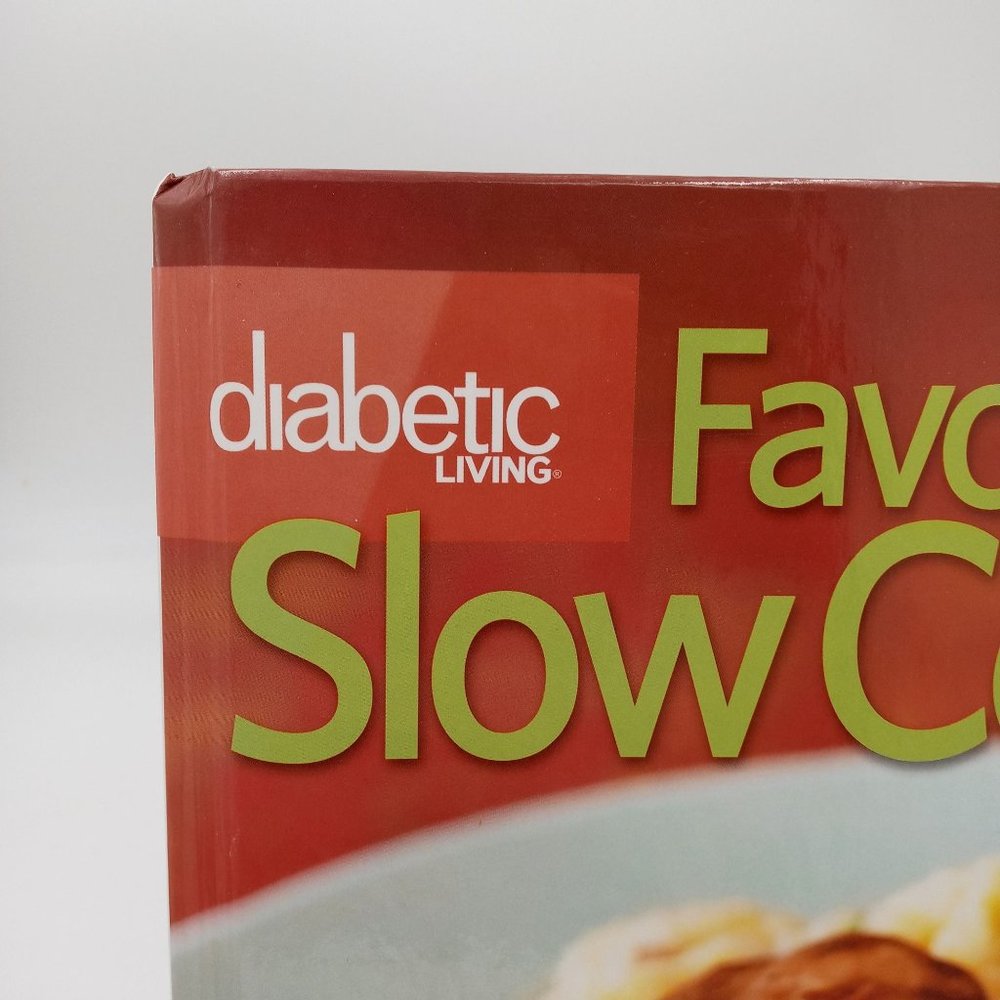Diabetic Living Favorite Slow Cooker Recipes Cookbook Foodie Book Kitchen - Picture 7 of 8